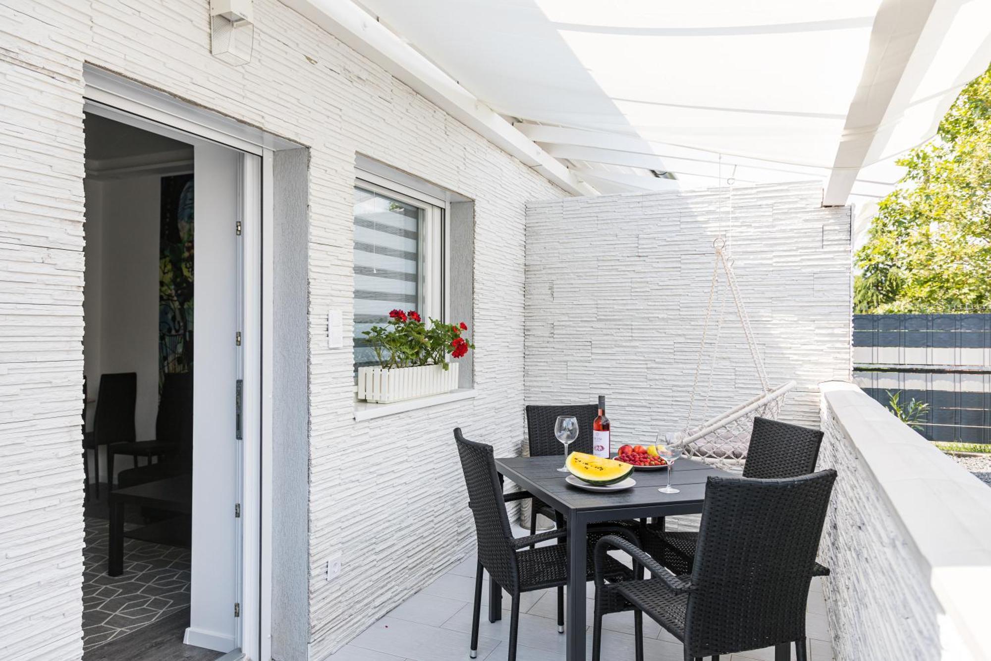 Balatonic Lemon Apartmanhaz Siófok Zewnętrze zdjęcie