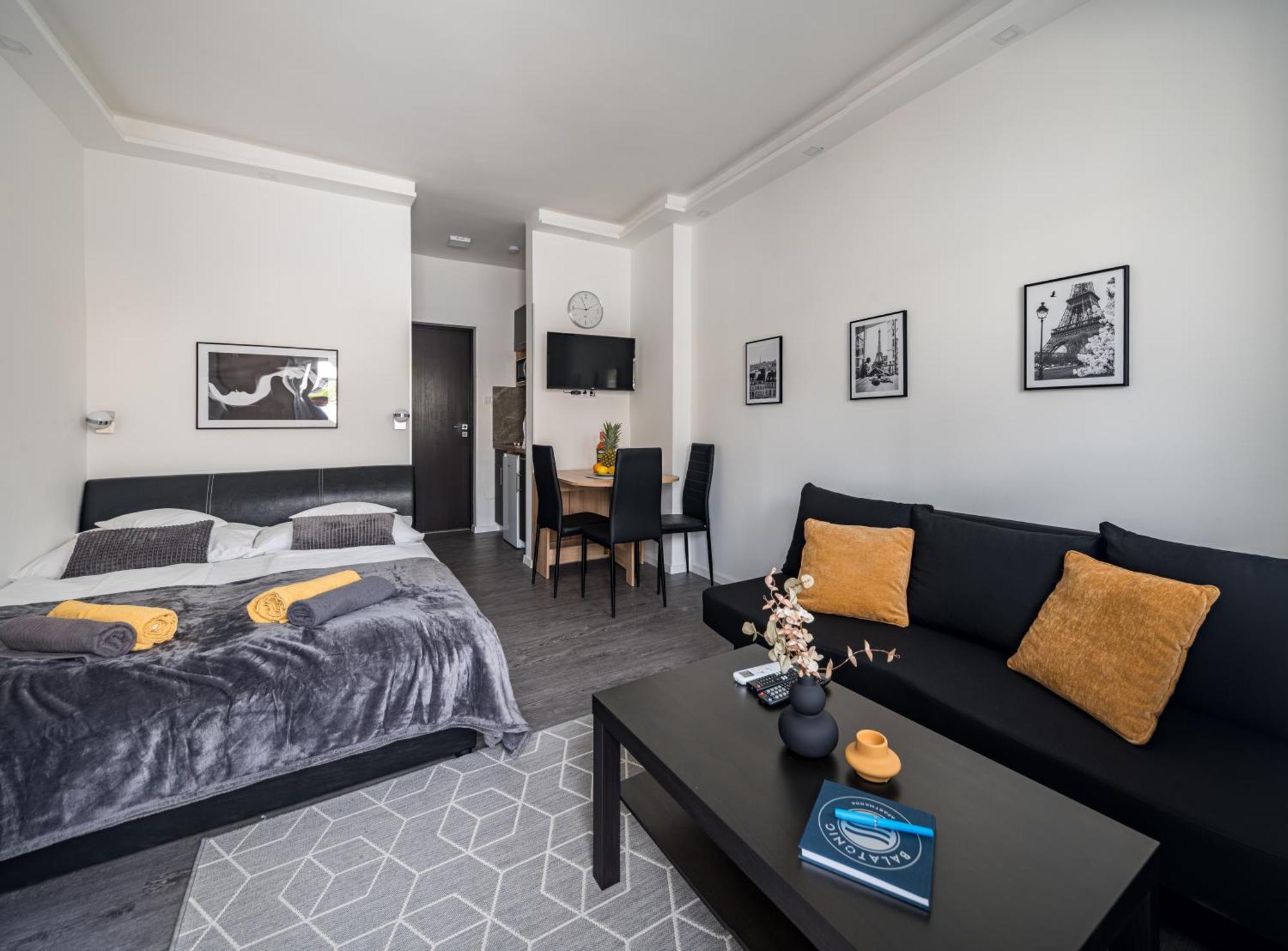 Balatonic Lemon Apartmanhaz Siófok Zewnętrze zdjęcie