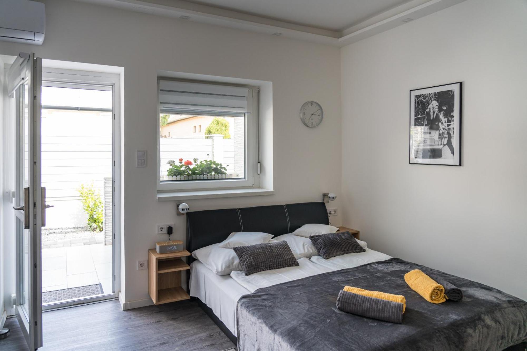Balatonic Lemon Apartmanhaz Siófok Zewnętrze zdjęcie
