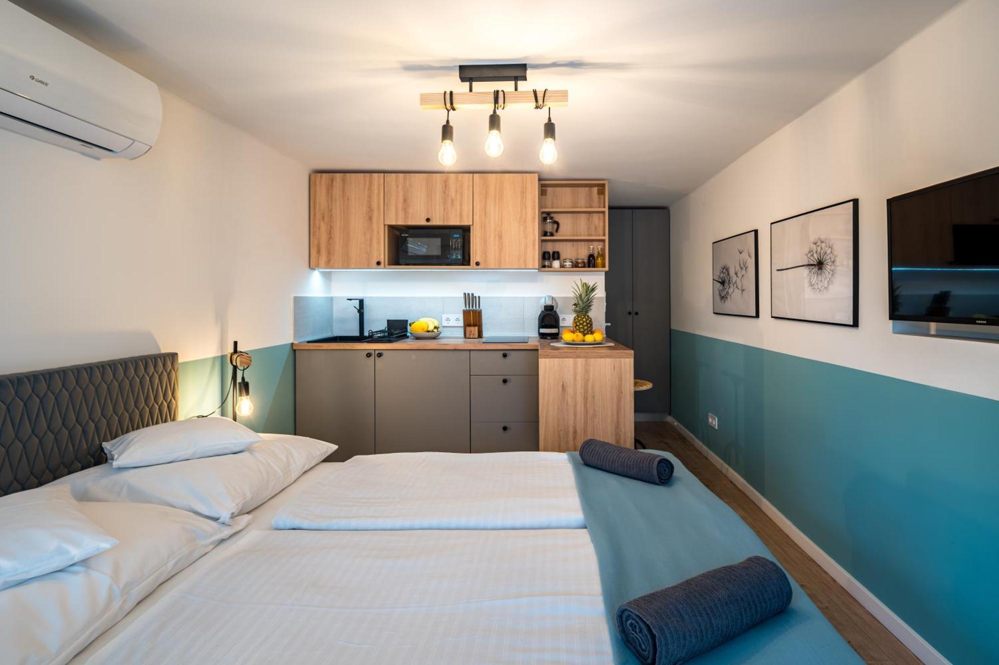 Balatonic Lemon Apartmanhaz Siófok Zewnętrze zdjęcie
