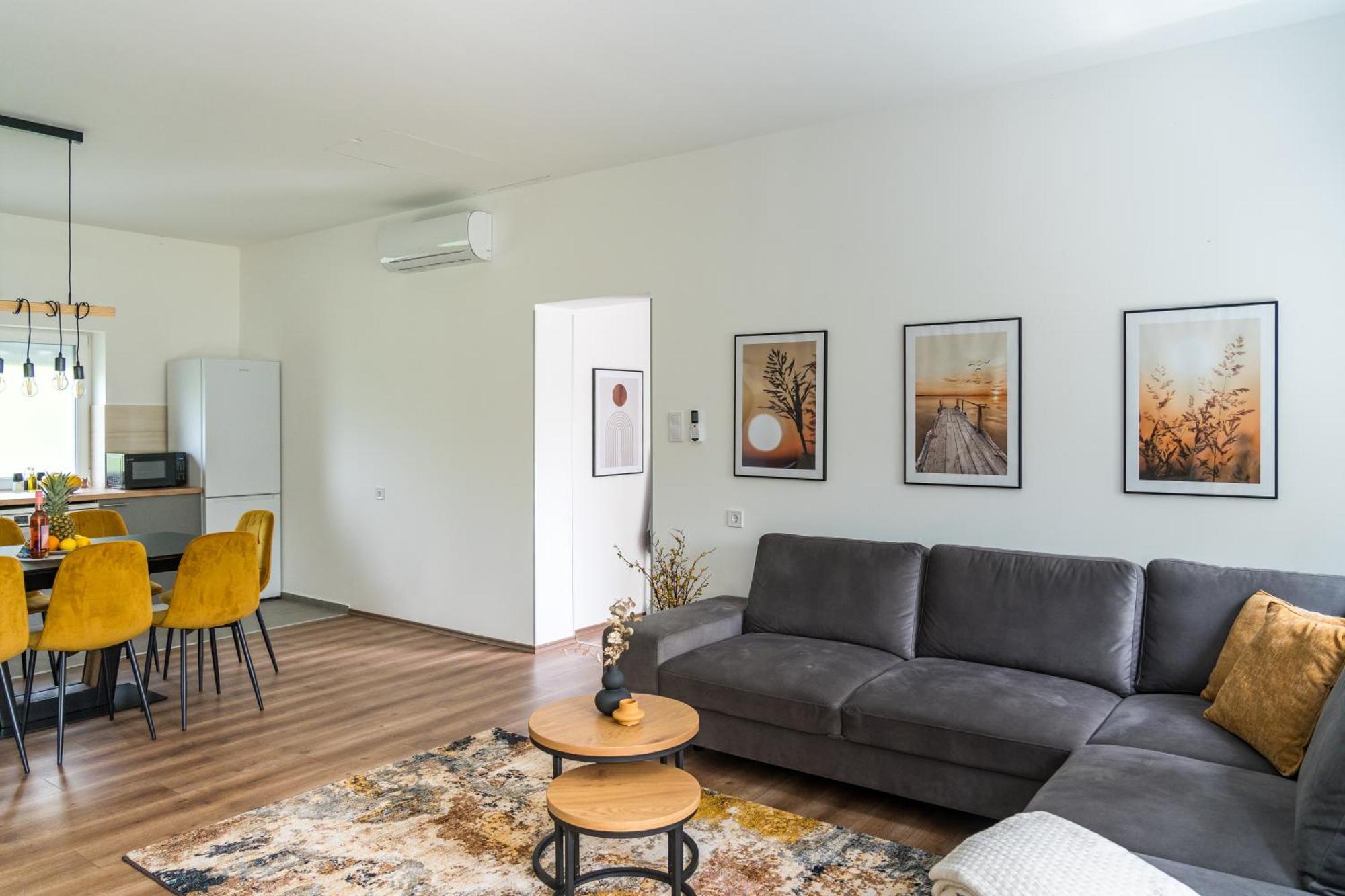Balatonic Lemon Apartmanhaz Siófok Zewnętrze zdjęcie