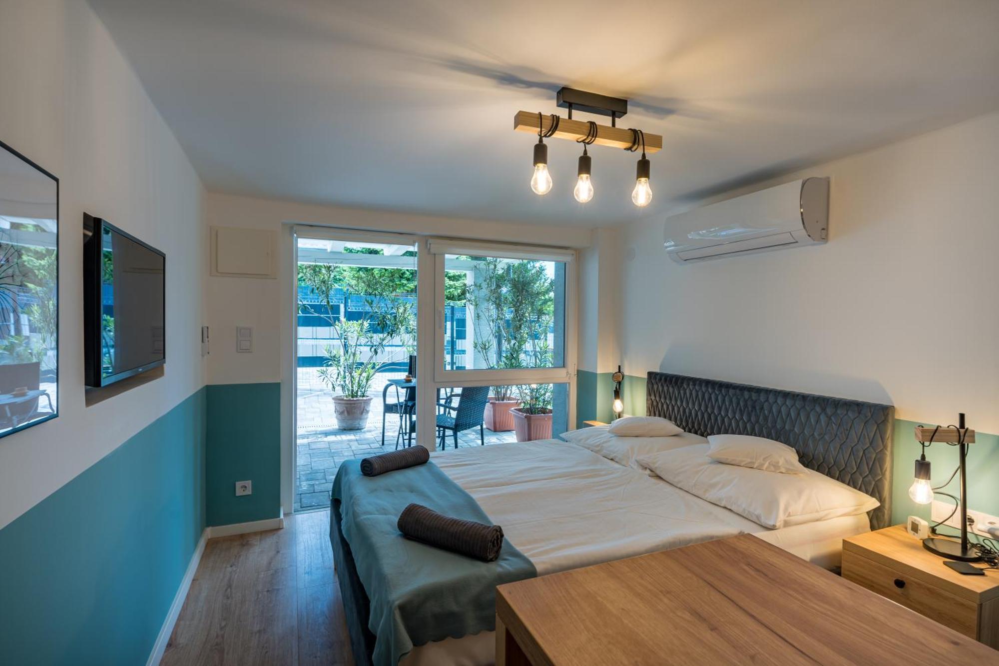 Balatonic Lemon Apartmanhaz Siófok Zewnętrze zdjęcie